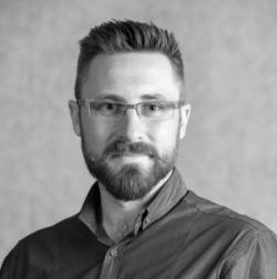 Adam Pustola